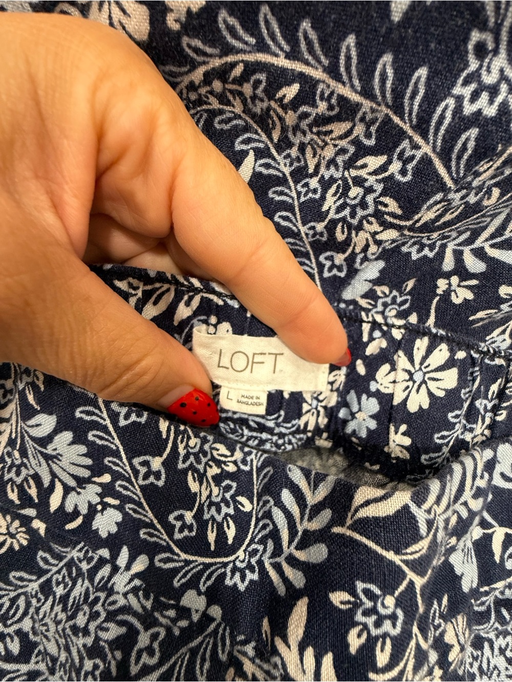 LOFT Navy and White Wide Leg Paisley Print Pants - Picture 7 of 9